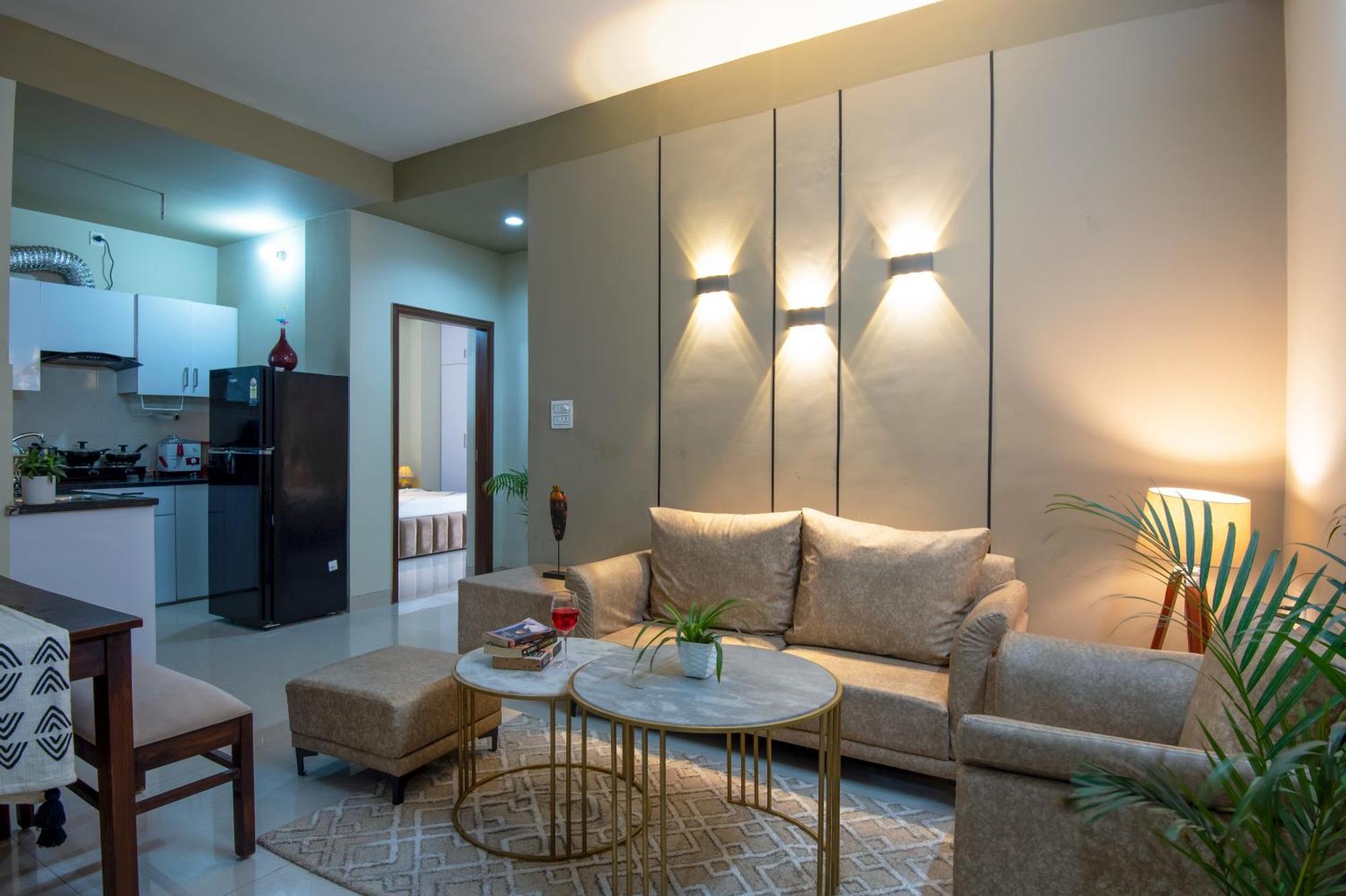 Bedchambers Serviced Apartment, Medicity Гургаон Экстерьер фото