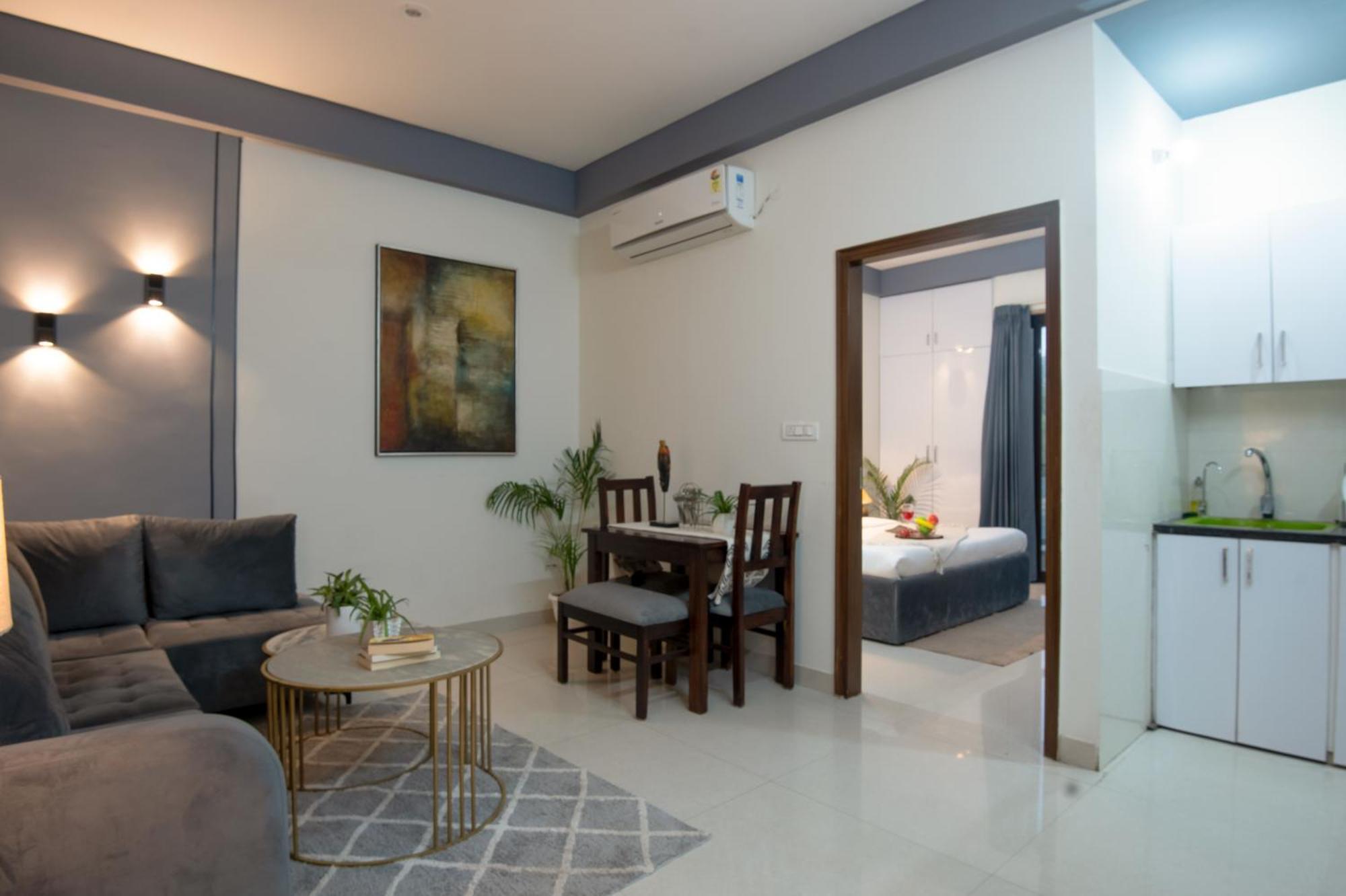 Bedchambers Serviced Apartment, Medicity Гургаон Экстерьер фото